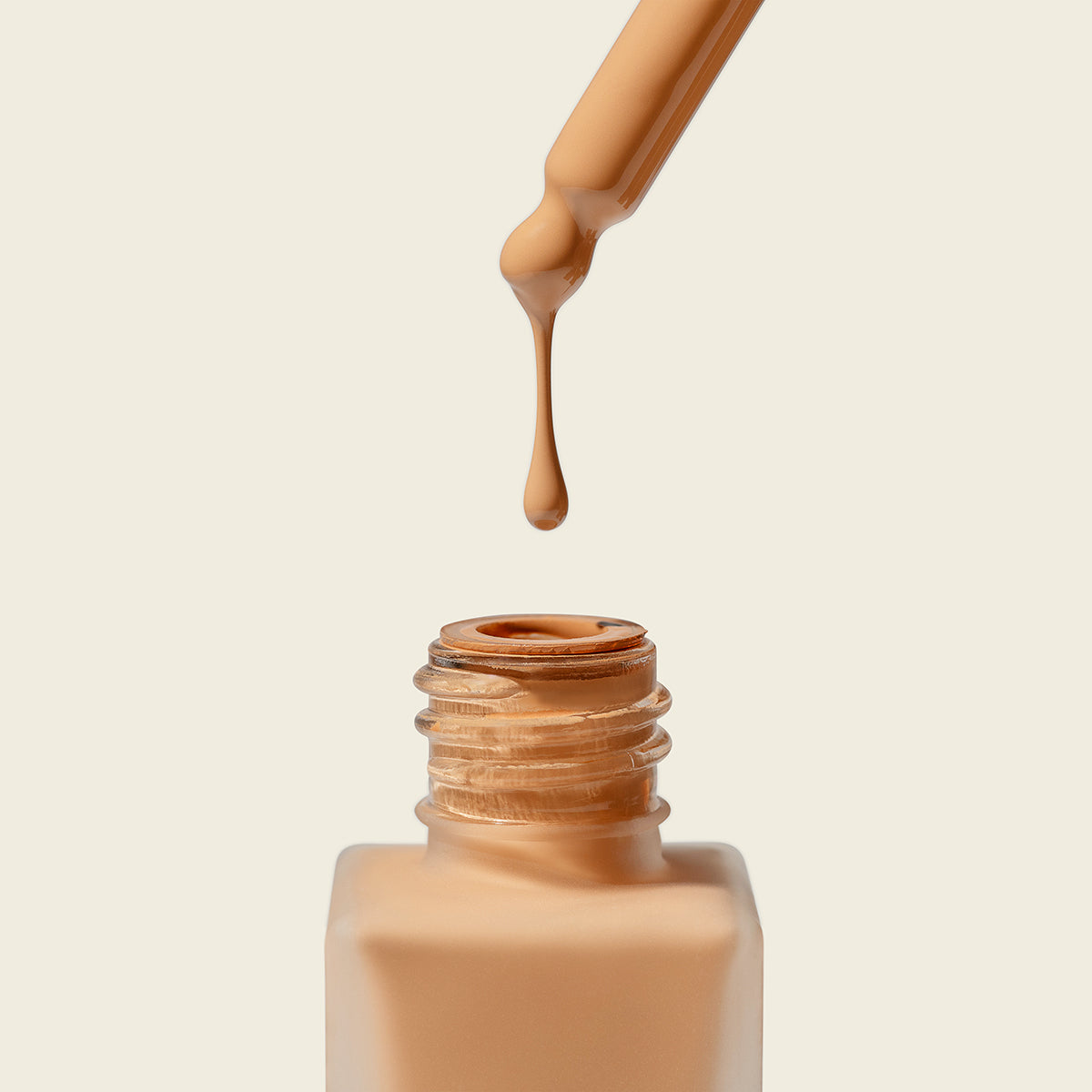 Uoga Uoga Mineral Serum Foundation SPF20 Seerumimeikkivoide 30ml - 688 Reflecting Stars